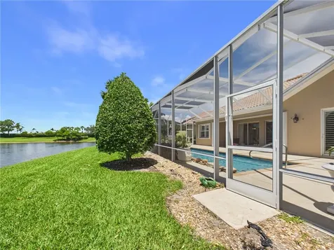 5425 Barbados Square Vero Beach FL 32967