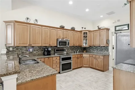 928 Carolina Circle SW Vero Beach FL 32962
