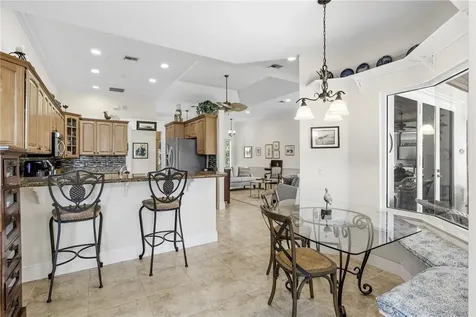 928 Carolina Circle SW Vero Beach FL 32962