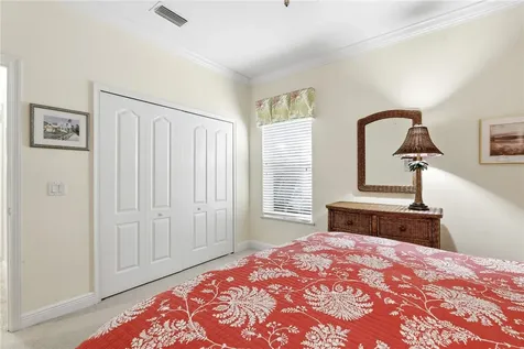 928 Carolina Circle SW Vero Beach FL 32962