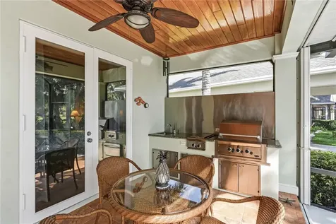 928 Carolina Circle SW Vero Beach FL 32962