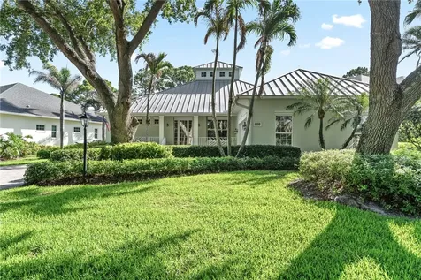 928 Carolina Circle SW Vero Beach FL 32962