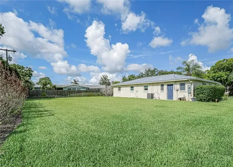 1826 38th Avenue Vero Beach FL 32960