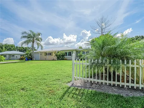 1826 38th Avenue Vero Beach FL 32960