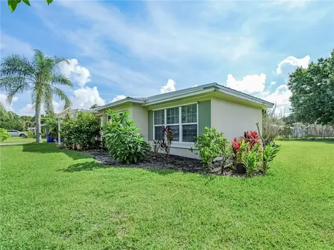 1826 38th Avenue Vero Beach FL 32960