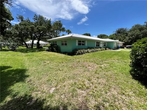 1646 71st Court Vero Beach FL 32966
