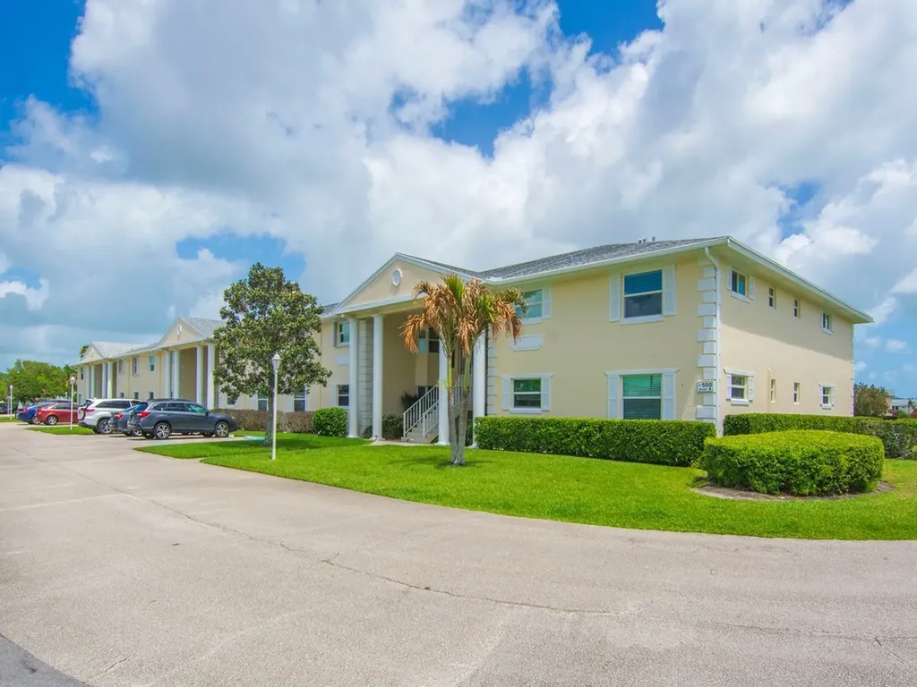 500 Grove Isle Circle Vero Beach FL 32962