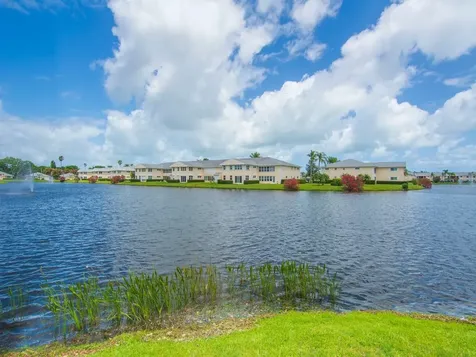 500 Grove Isle Circle Vero Beach FL 32962