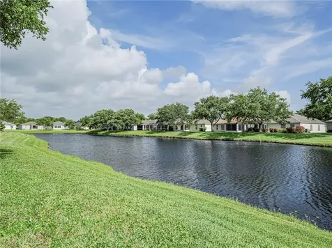 1360 10th Manor Vero Beach FL 32960