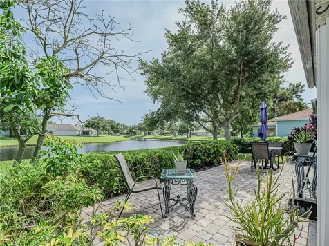 1360 10th Manor Vero Beach FL 32960
