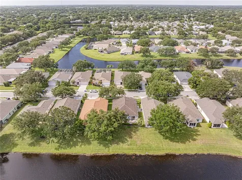 1360 10th Manor Vero Beach FL 32960