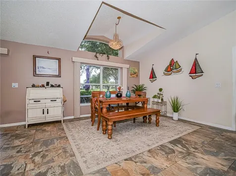 1360 10th Manor Vero Beach FL 32960