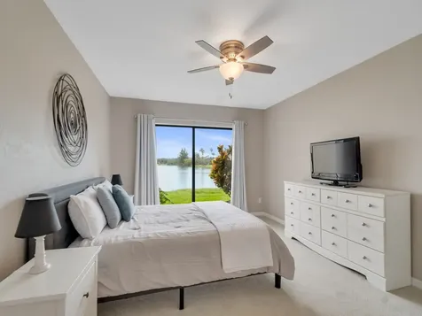3206 S Lakeview Circle Hutchinson Island FL 34949