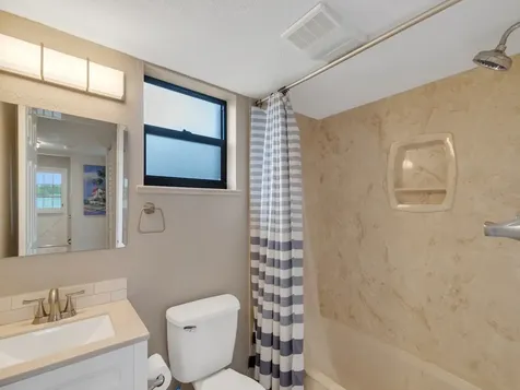 3206 S Lakeview Circle Hutchinson Island FL 34949