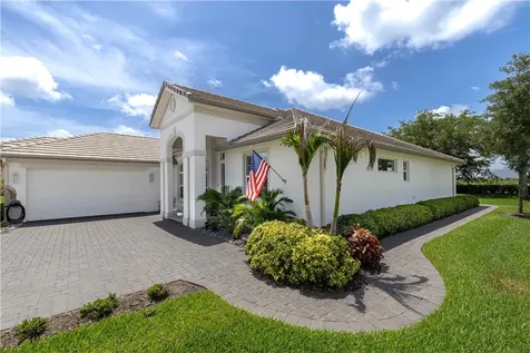 8245 Halbert Lane Vero Beach FL 32968