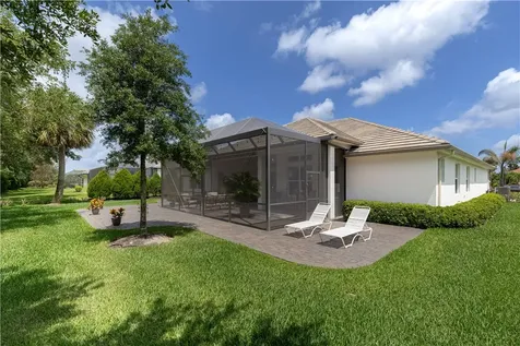 8245 Halbert Lane Vero Beach FL 32968