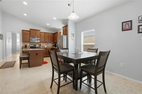 1277 Lexington Manor SW Vero Beach FL 32962