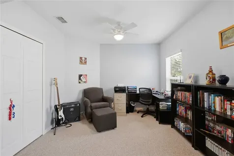 1277 Lexington Manor SW Vero Beach FL 32962