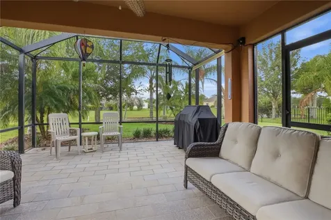 1277 Lexington Manor SW Vero Beach FL 32962