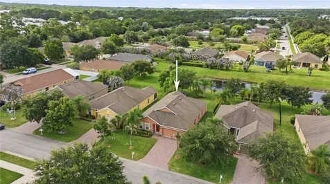 1277 Lexington Manor SW Vero Beach FL 32962