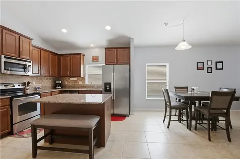 1277 Lexington Manor SW Vero Beach FL 32962