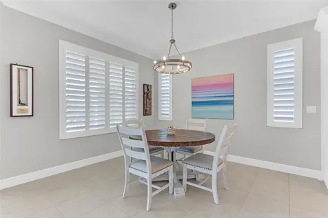 7203 33rd Square Vero Beach FL 32967