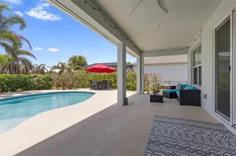 7203 33rd Square Vero Beach FL 32967