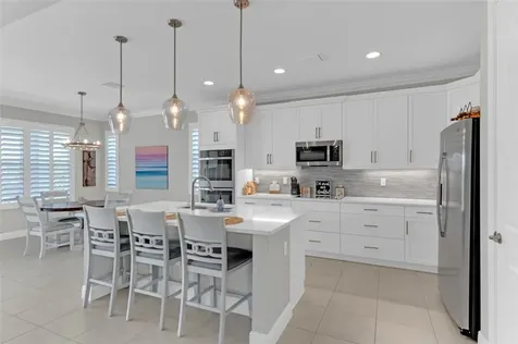 7203 33rd Square Vero Beach FL 32967