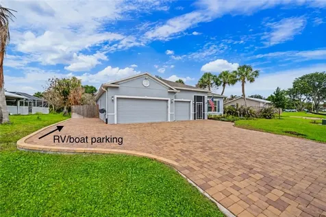 858 George Street Sebastian FL 32958