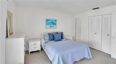 6 Vista Palm Lane Vero Beach FL 32962
