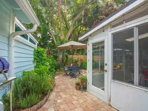 1538 Sabal Court Vero Beach FL 32963