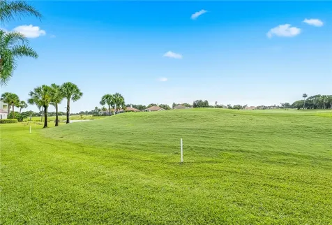 1753 Victoria Circle Vero Beach FL 32967
