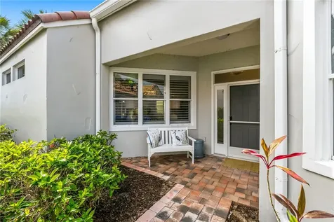 1753 Victoria Circle Vero Beach FL 32967