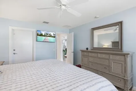 4944 Corsica Square Vero Beach FL 32967