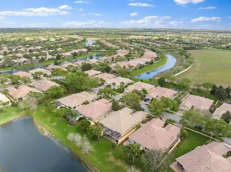 4944 Corsica Square Vero Beach FL 32967