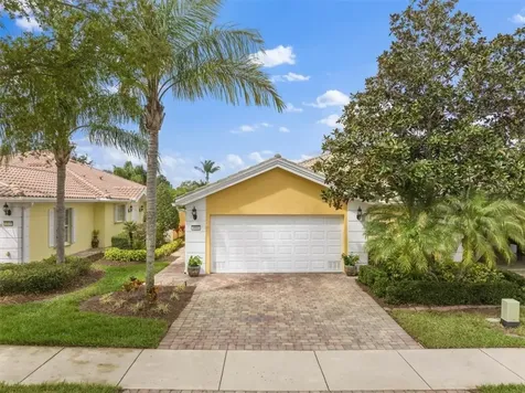 4944 Corsica Square Vero Beach FL 32967