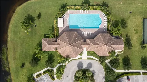 1755 Belmont Circle SW Vero Beach FL 32968