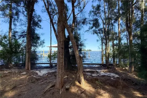 5073 S Us Highway 1 Grant Valkaria FL 32949