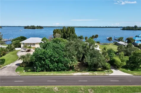 5073 S Us Highway 1 Grant Valkaria FL 32949