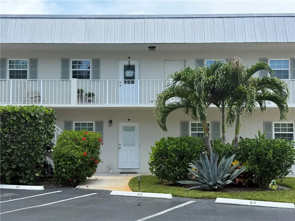 900 Jasmine Lane Vero Beach FL 32963