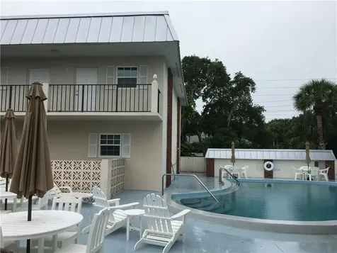 900 Jasmine Lane Vero Beach FL 32963