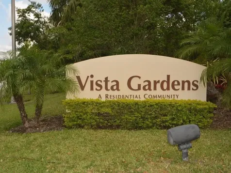 23 Vista Gardens Trail Vero Beach FL 32962
