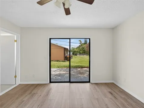 2575 1st Place Vero Beach FL 32962