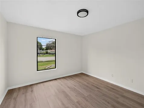 2575 1st Place Vero Beach FL 32962