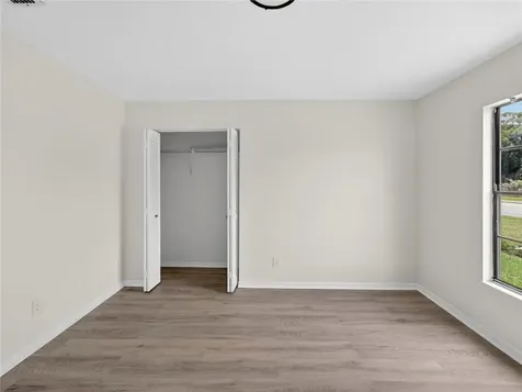 2575 1st Place Vero Beach FL 32962