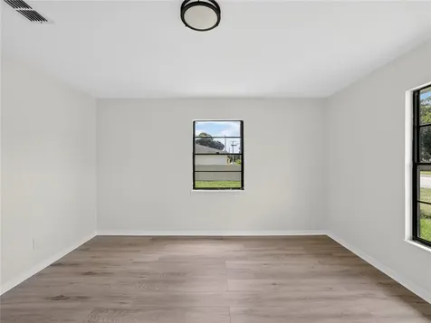 2575 1st Place Vero Beach FL 32962