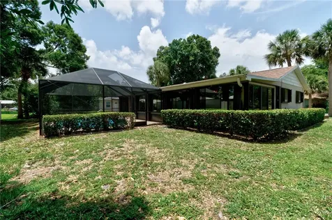 590 26th Court Vero Beach FL 32962