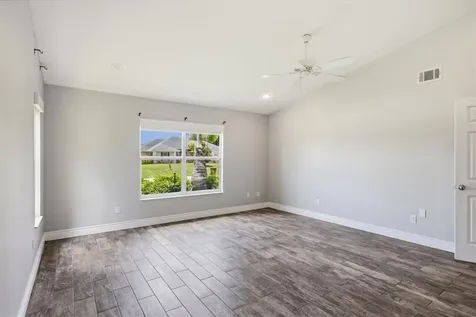6411 55th Square Vero Beach FL 32967