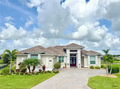 5804 Lake Pine Road Vero Beach FL 32967