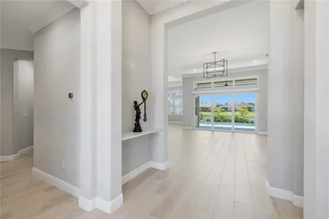 5804 Lake Pine Road Vero Beach FL 32967